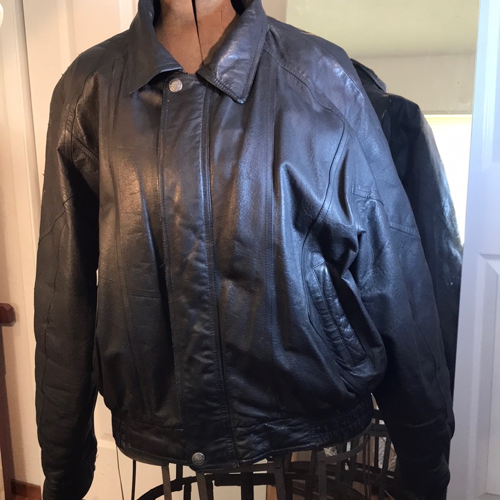 Wilsons black leather bomber jacket XL